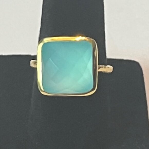 LIKE NEW > 💠 Gold-Tone Faceted Chalcedony Statement Ring - Picture 1 of 8